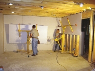 Panellift mit Gipskartonplatten