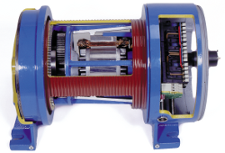Elektroseilwinde WE mit innenliegendem Motor und Trommelrillung