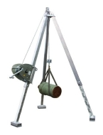 Dreibaum mit Winde bis 1000 kg Tragkraft